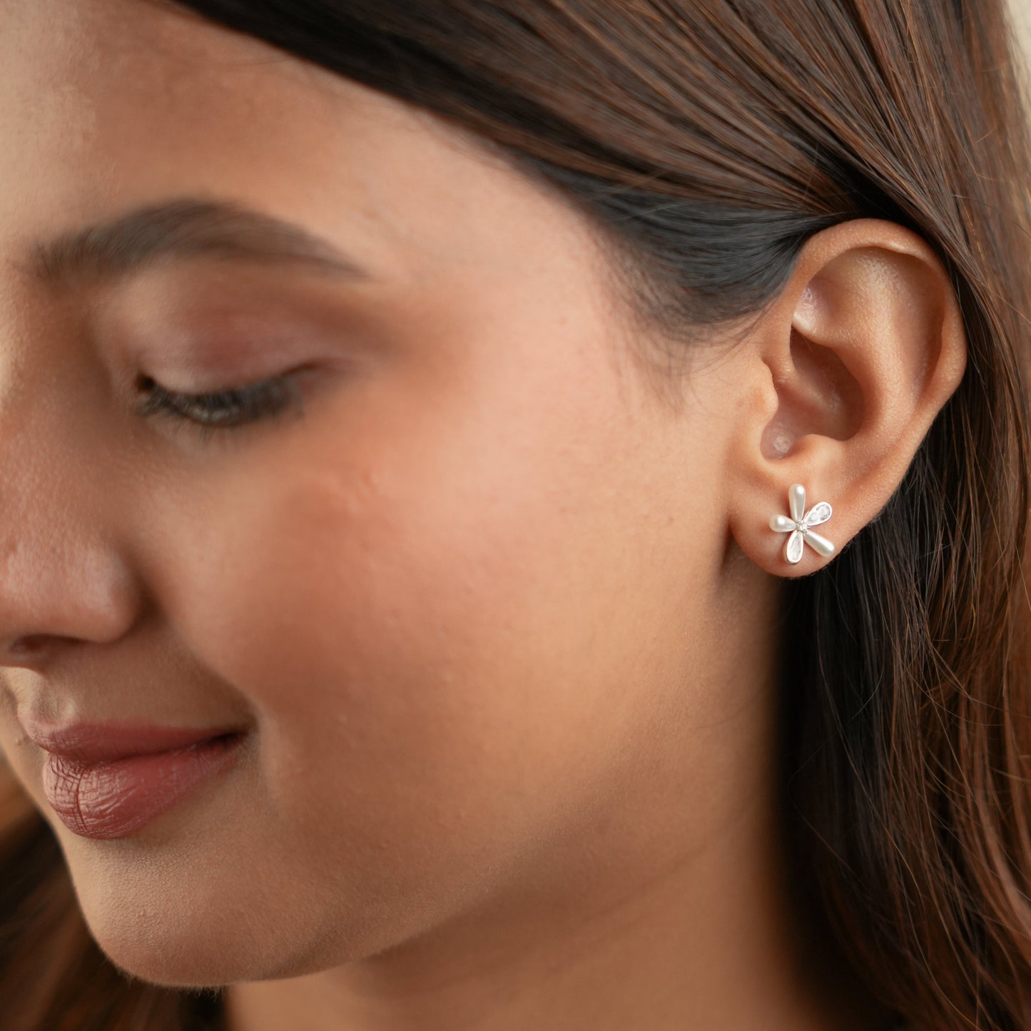 Hathor - Pearl & Silver Floral Studs