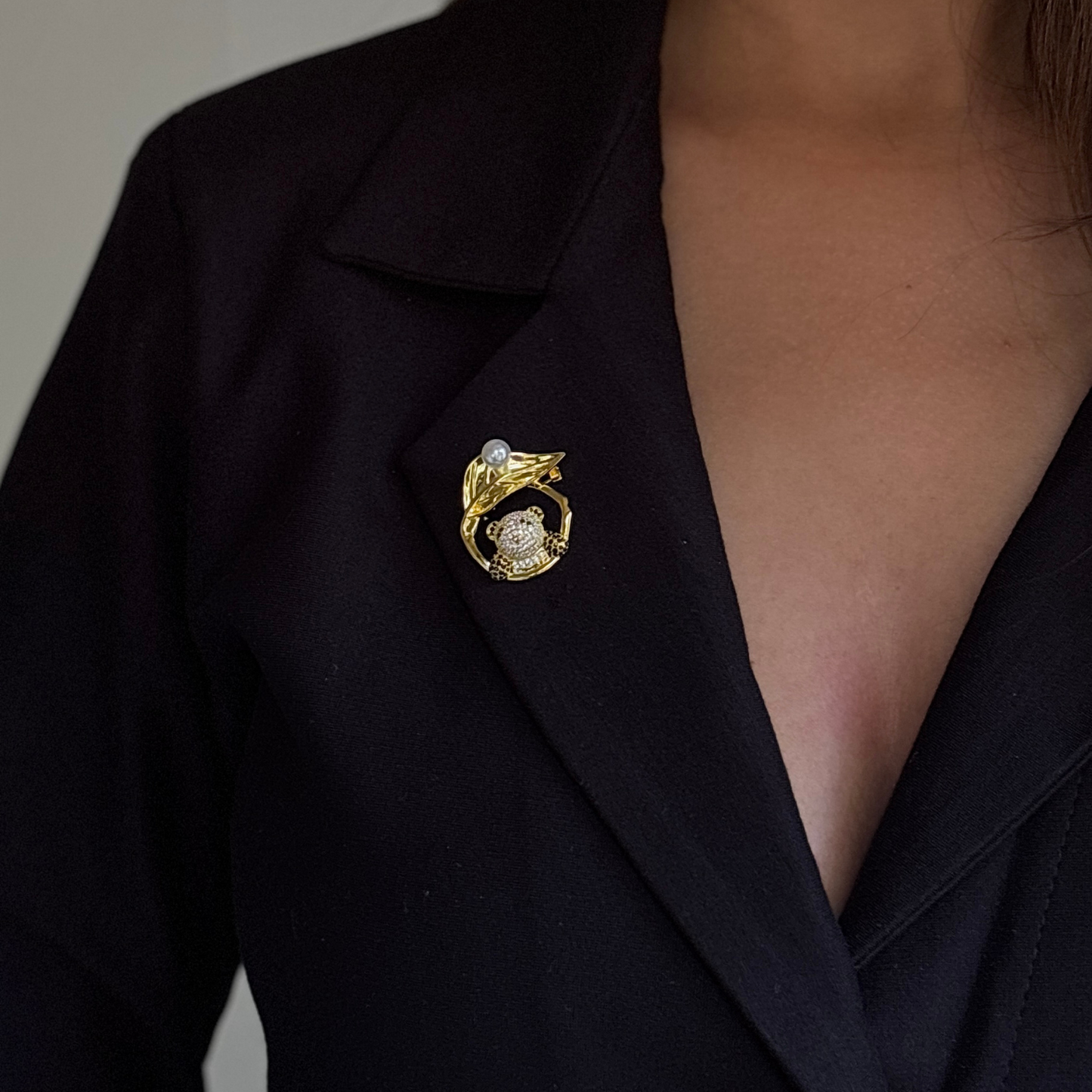 Bao - Panda Gold Brooch (Unisex)