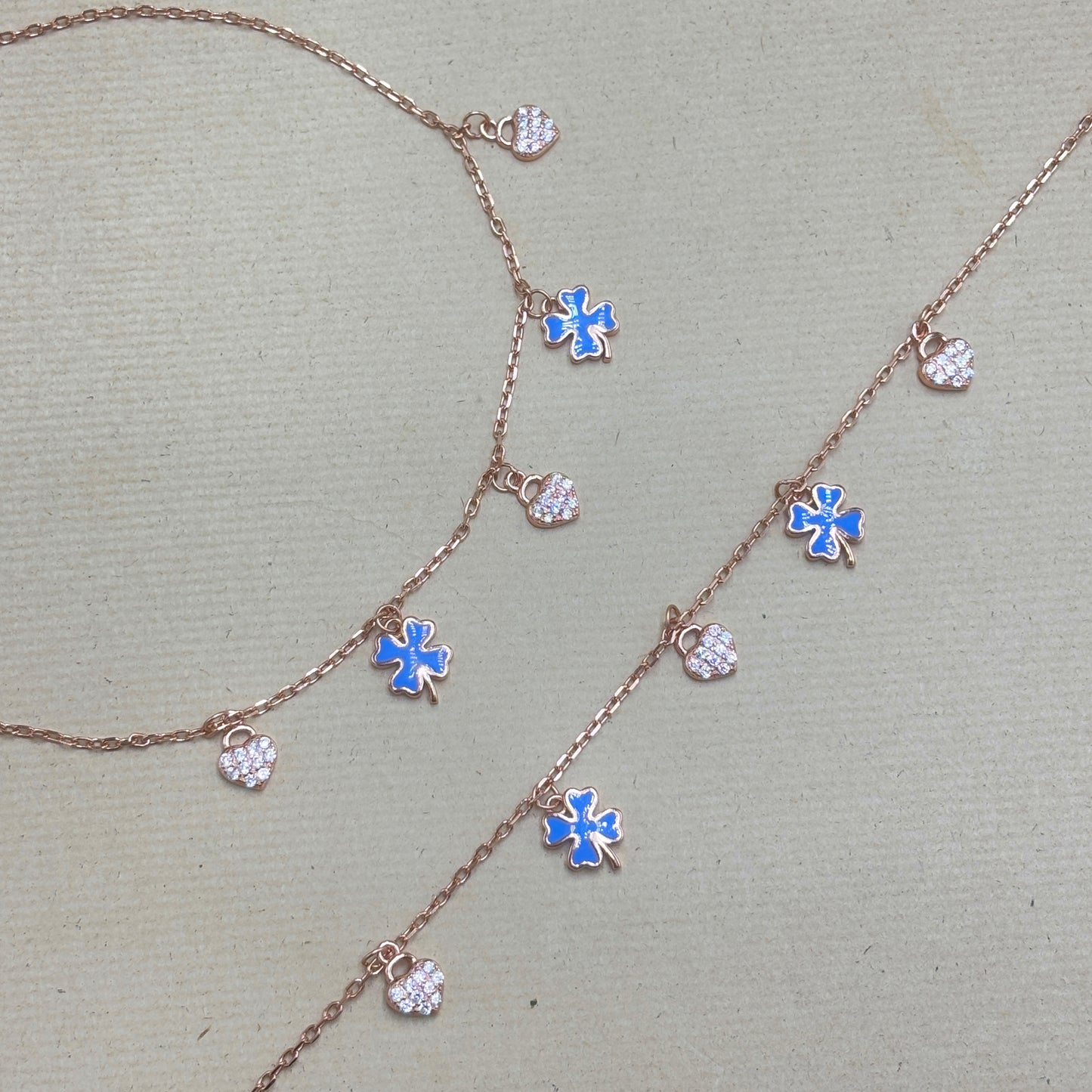 Lucky Harmony – Clover & Rose Gold Heart Charm Anklet