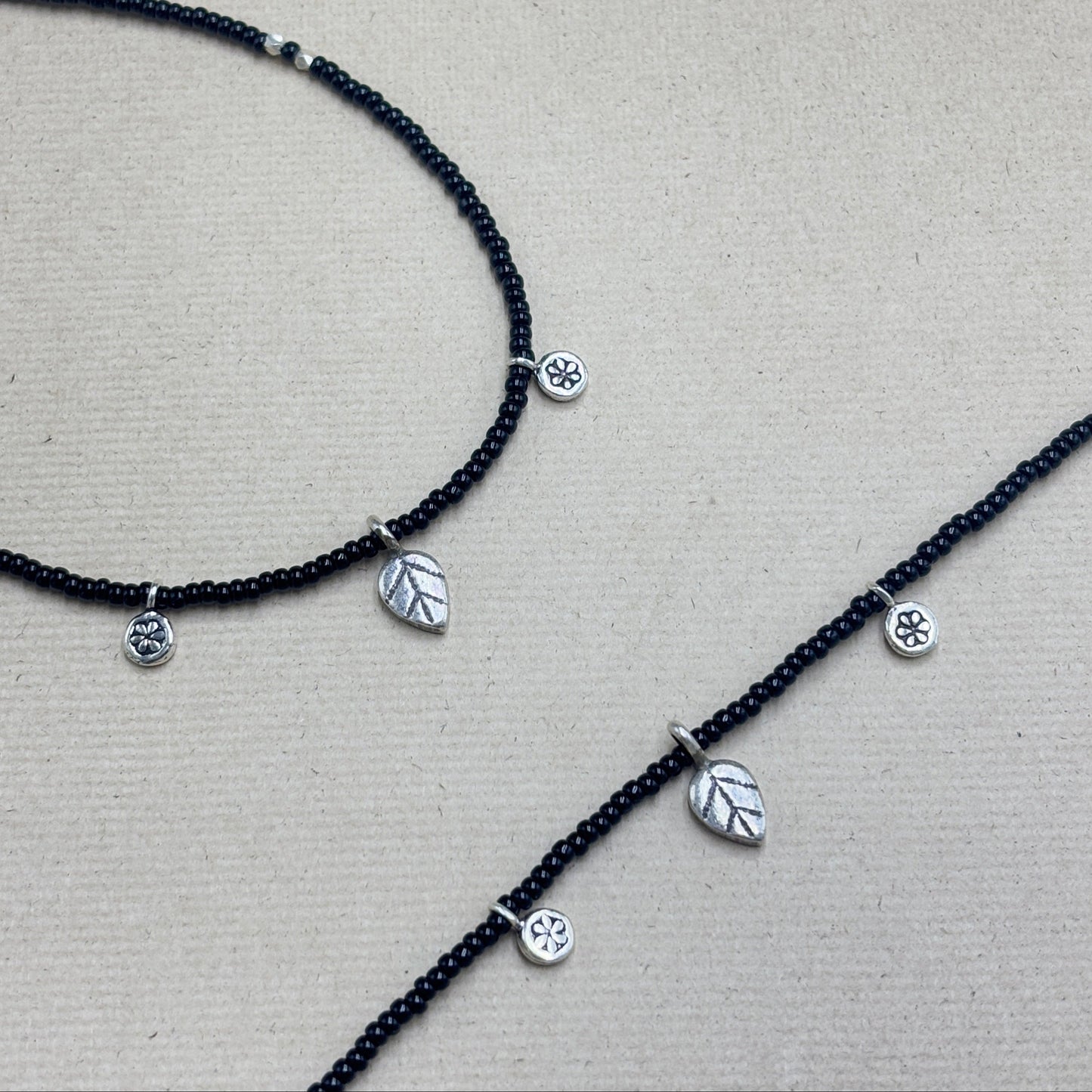 Mystic Leaf – Black & Silver Leaf Charm Anklet