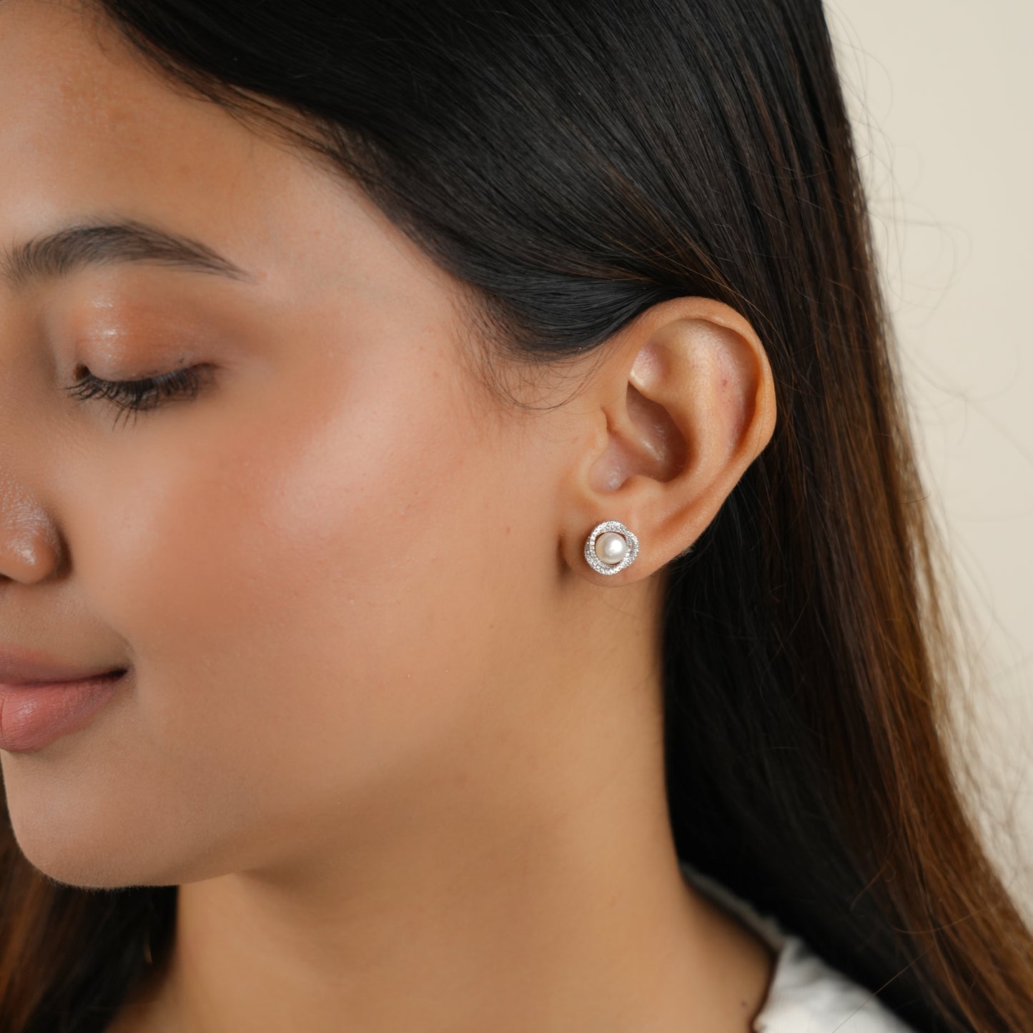 Eclipse - Pearl and Silver Earrings
