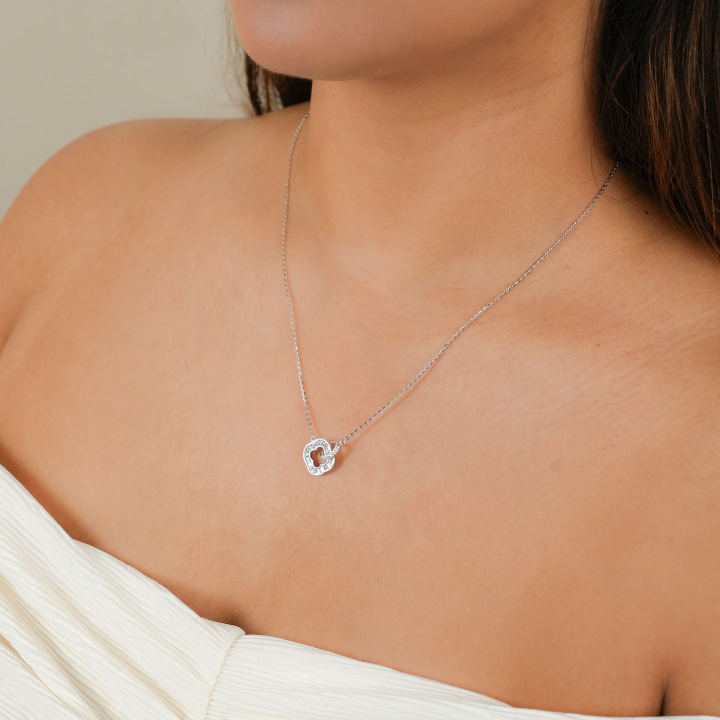 Clover - Silver Pendant & Chain