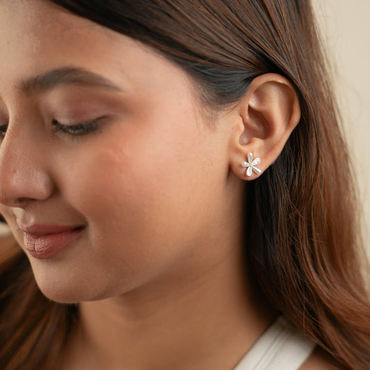 Silver Jewellery Styling Tips for the Heat: Be Summer-Ready
