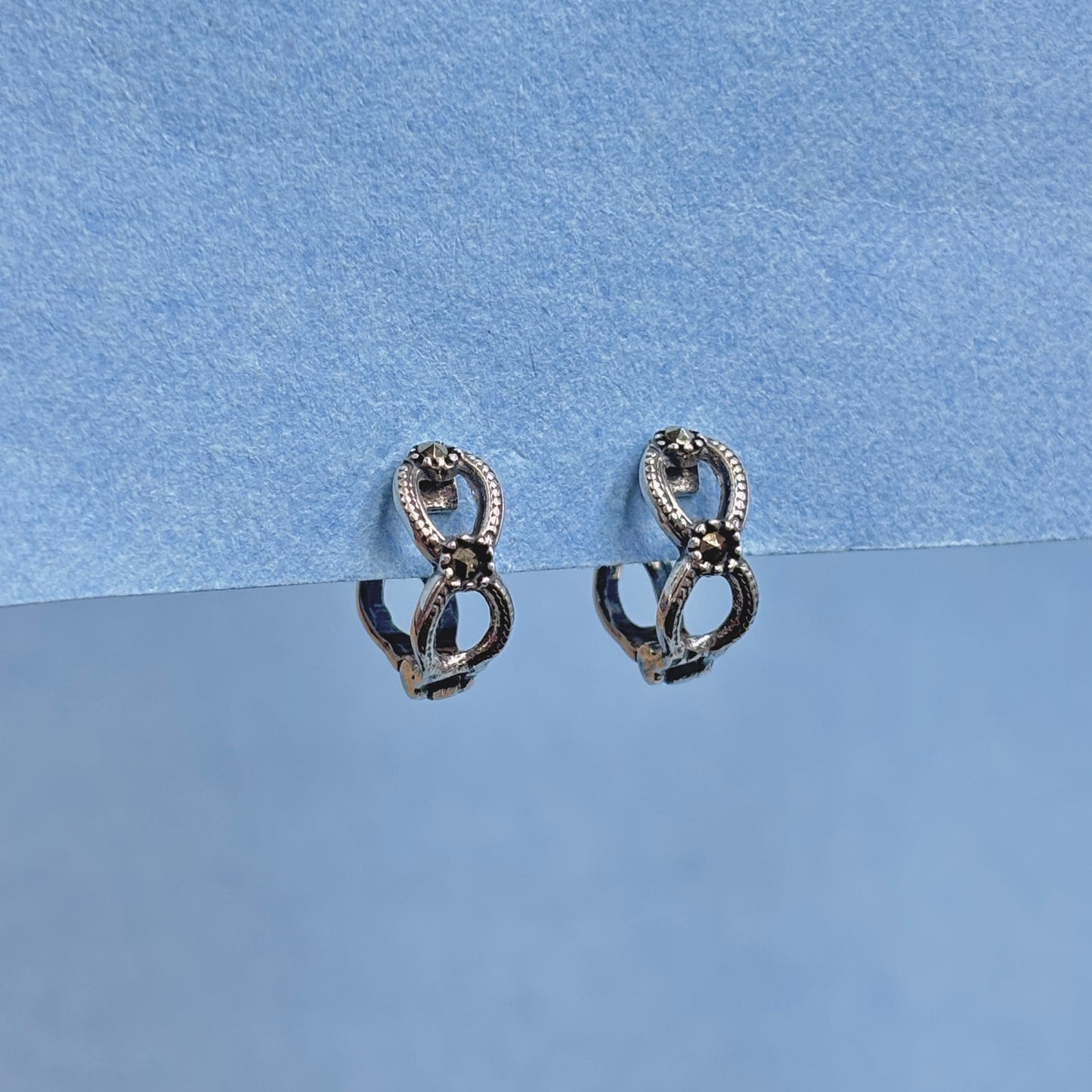 Infinity Loop - Oxidized Silver Hoops