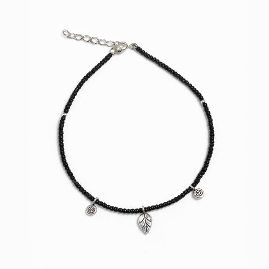 Mystic Leaf – Black & Silver Leaf Charm Anklet