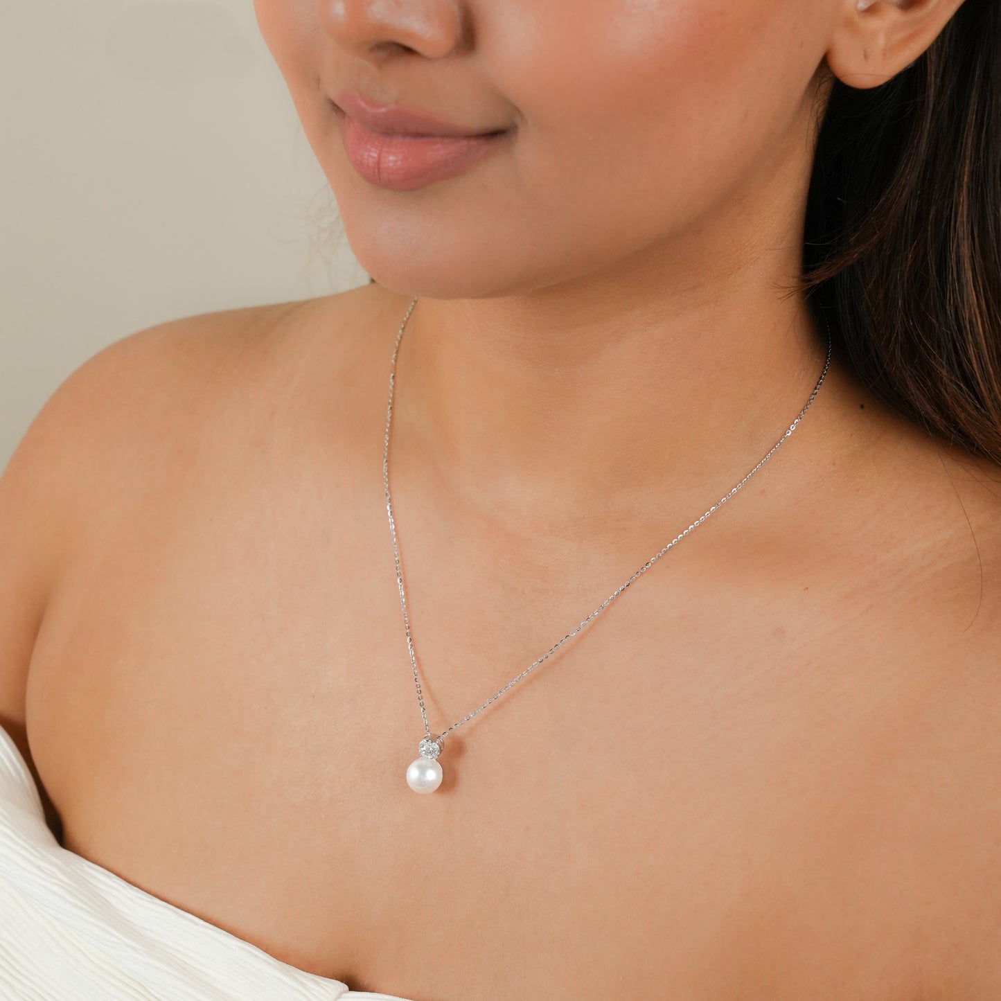 Lunar - Pearl and Silver Necklace